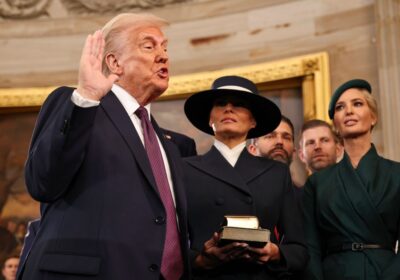 Donald Trump swears the oath of office/Reuters